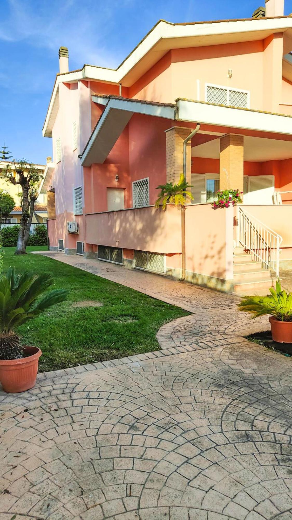 Villa Dolcevita Fregenae Exterior photo
